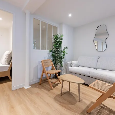 Apartamento Pacino Flat - Invalides - Tour Eiffel - 4 Personnes - Cosy París